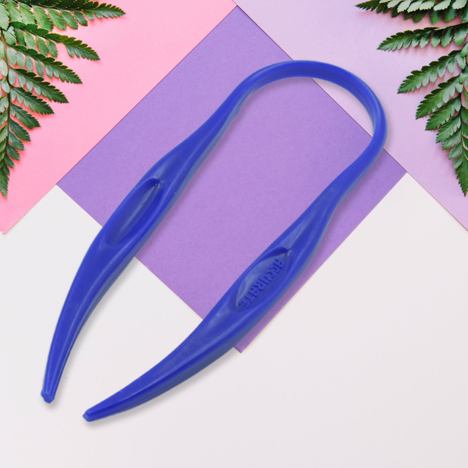 Plastic Tongue Cleaner For Kids Adults Tongue Scraper For Bad Breath Maintain Oral Hygiene For Daily Use For Fresh Breath Bacteria Removal Improved Taste Plastic With Handle Tongue Cleaner (1 Pc ) - Springkart 