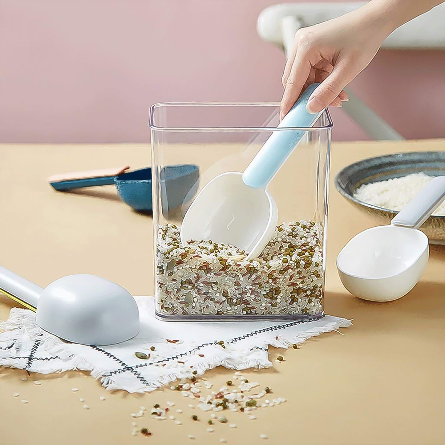Large Plastic Measuring Spoons Flour Scoops For Home Kitchen (1 Pc) - Springkart 