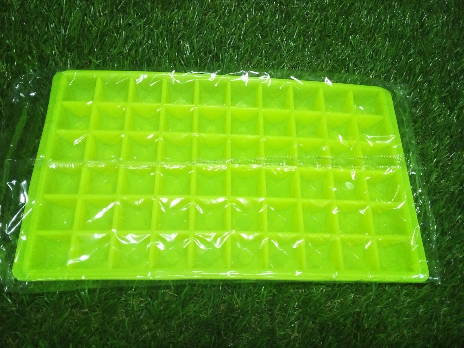 60Cavity Ice Tray perfect for ice cube. - Springkart 