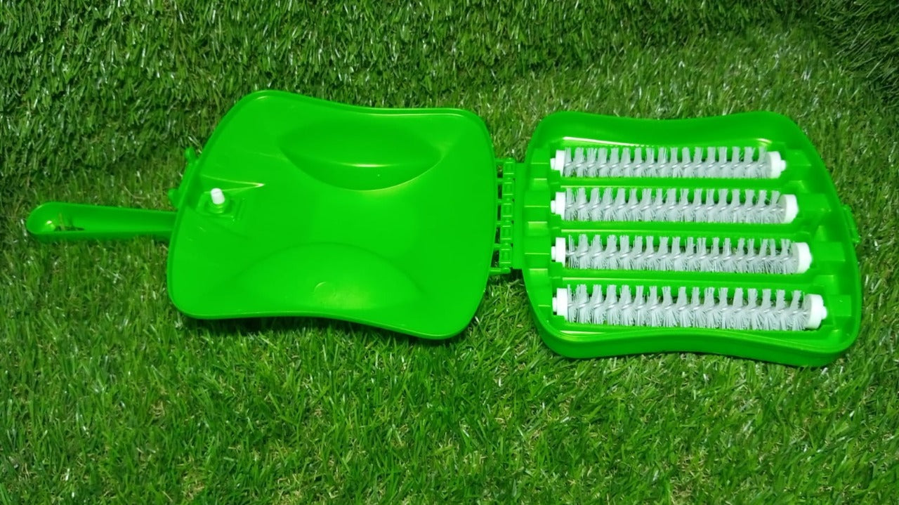 Plastic Handheld Carpet Roller Brush Cleaning with Dust Crumb Collector, Wet, and Dry Brush - Springkart 