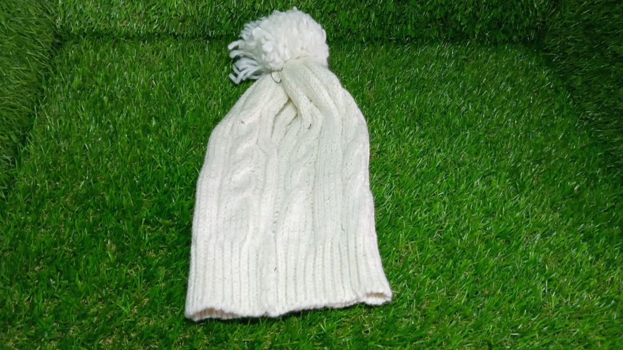 Men's and Women's Skull Slouchy Winter Woolen Knitted Black Inside Fur Beanie Cap. - Springkart 