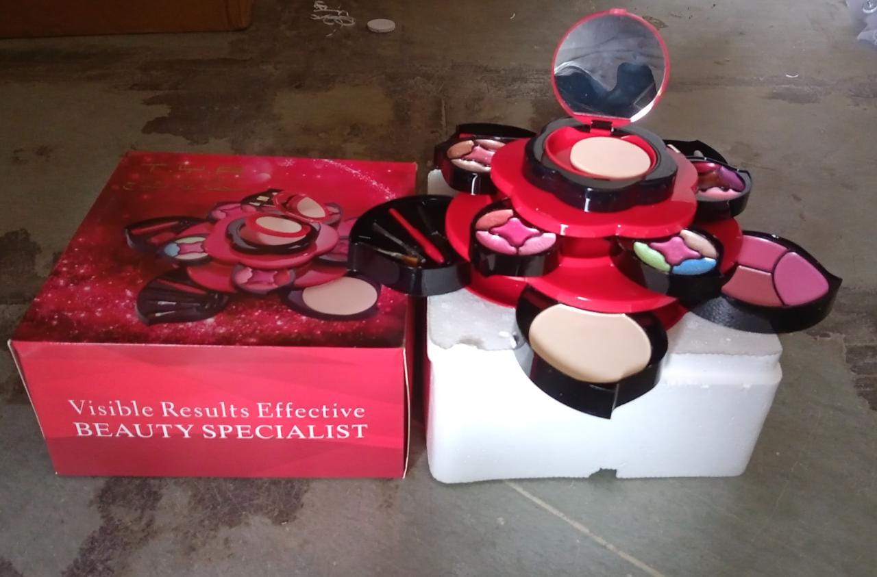 All in One Makeup Kit for Teens Flower Palette for Girls 3 Tier Cosplay - Springkart 