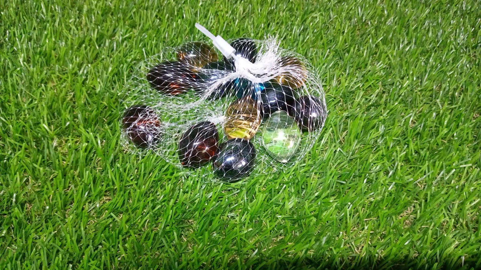Glass Gem Stone, Flat Round Marbles Pebbles for Vase Fillers, Attractive pebbles for Aquarium Fish Tank. - Springkart 