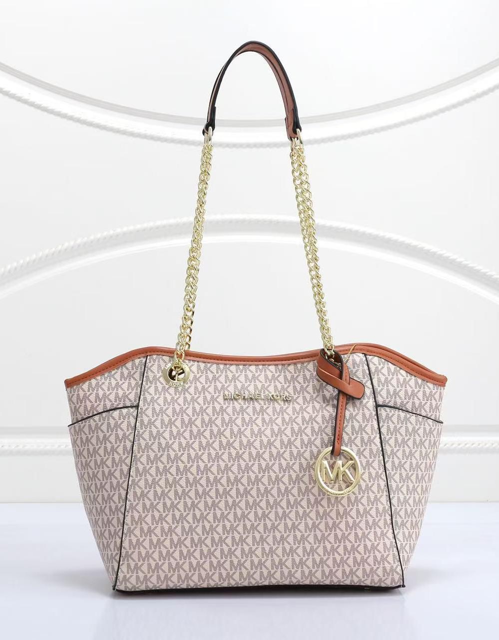 MICHAEL KORS JET SET TOTE