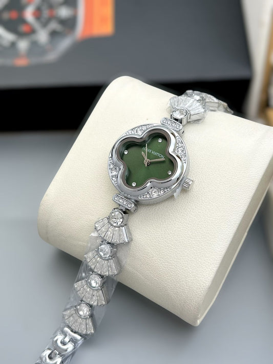 LOUIS VUITTON PREMIUM Green Dial Diamond LADIES WATCH