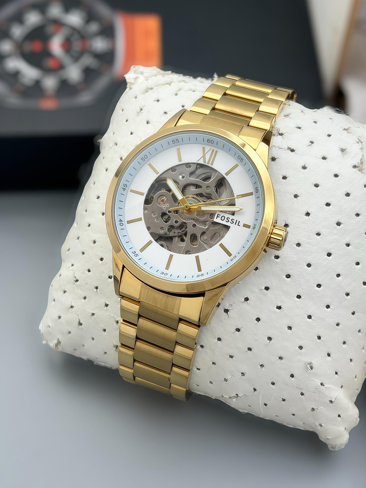 FOSSIL AUTOMATIC MACHINE PREMIER QUALITY WHITE DIAL WATCH