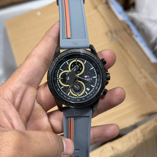 TOMMY HILFIGER Style and Fashion Quality With styling GREAY Color strap