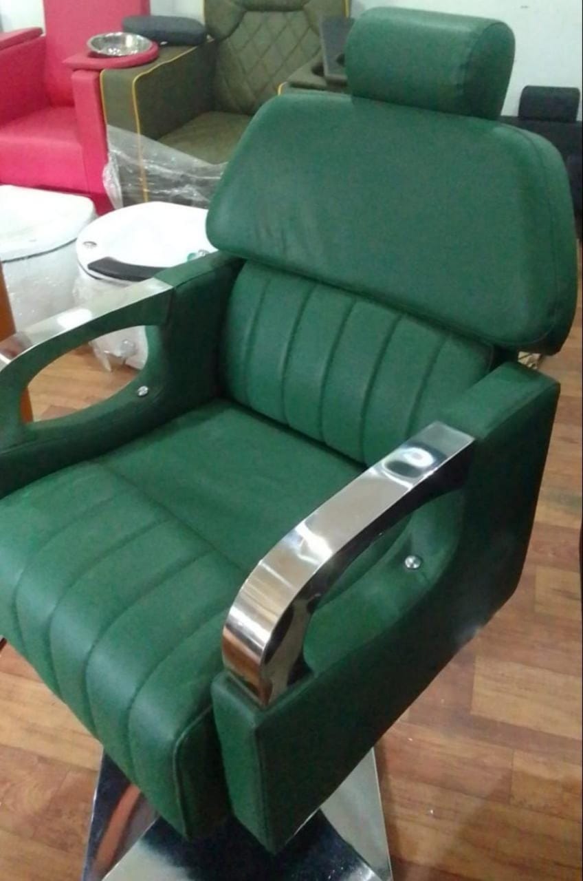 Cafe Hair Cutting Professional New Chair Imported Chair..