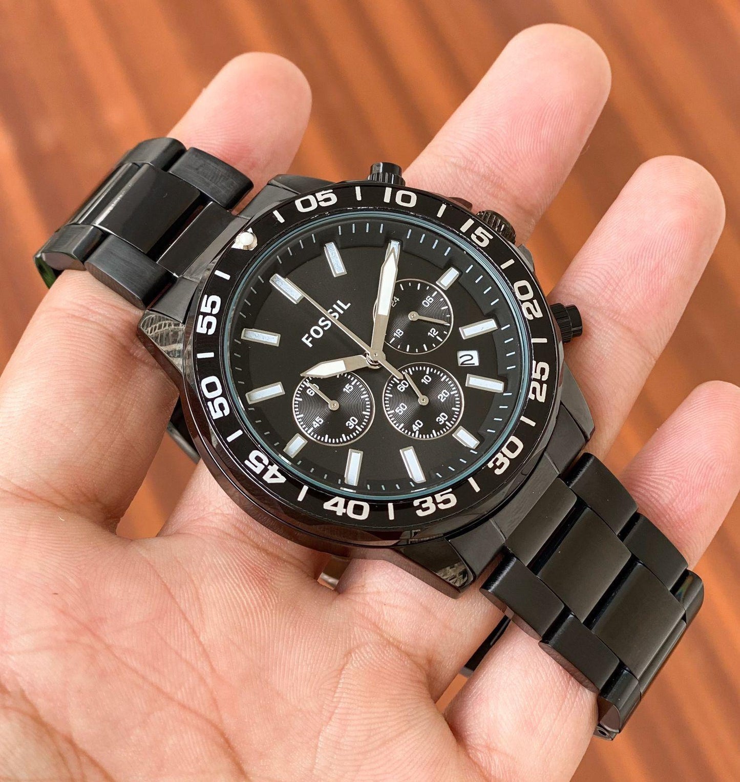Fossil black satin dial, chronograph movement and full black metal strap