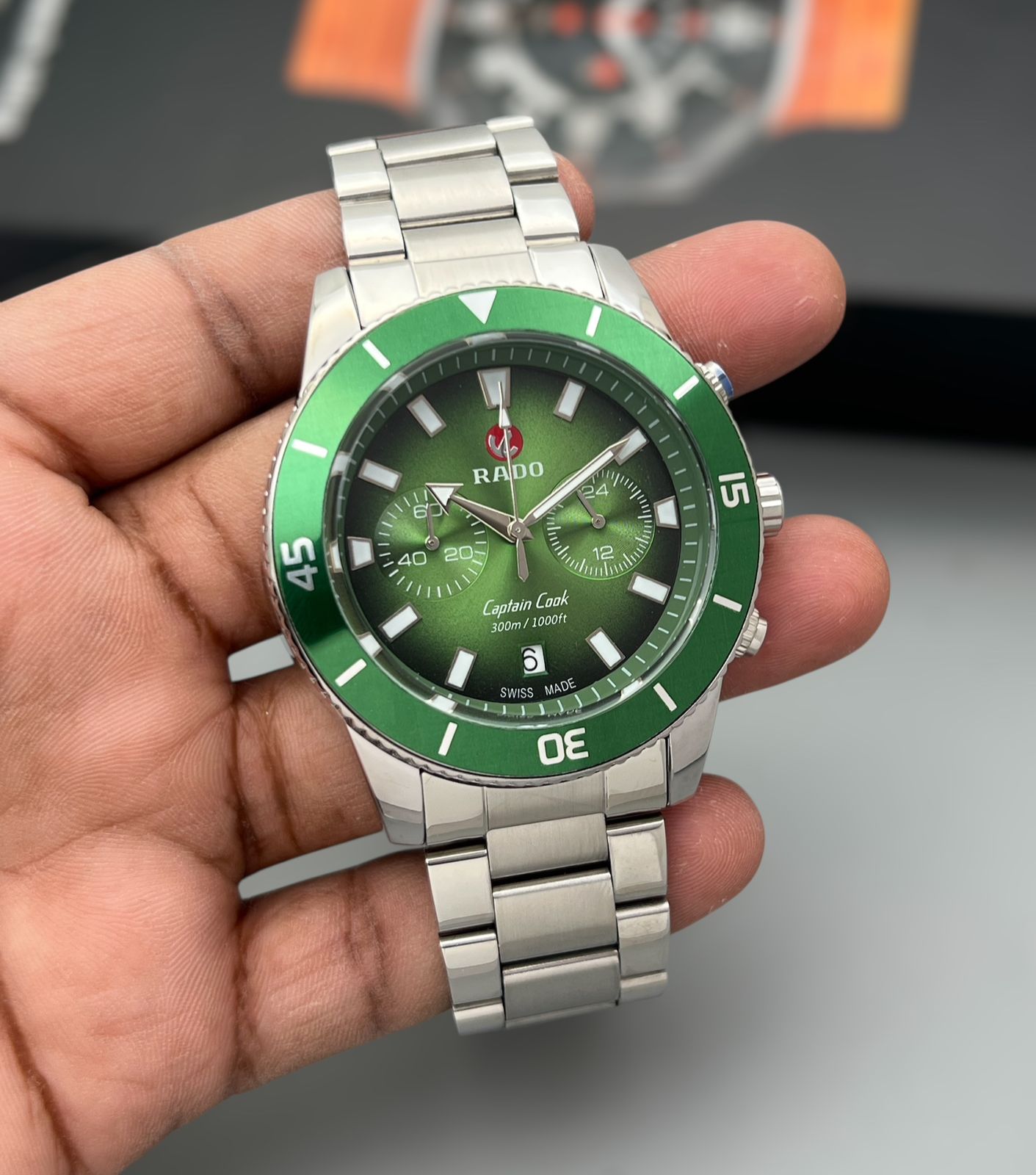 Rado Chronograph elegant Men's Watch (Green Dial)