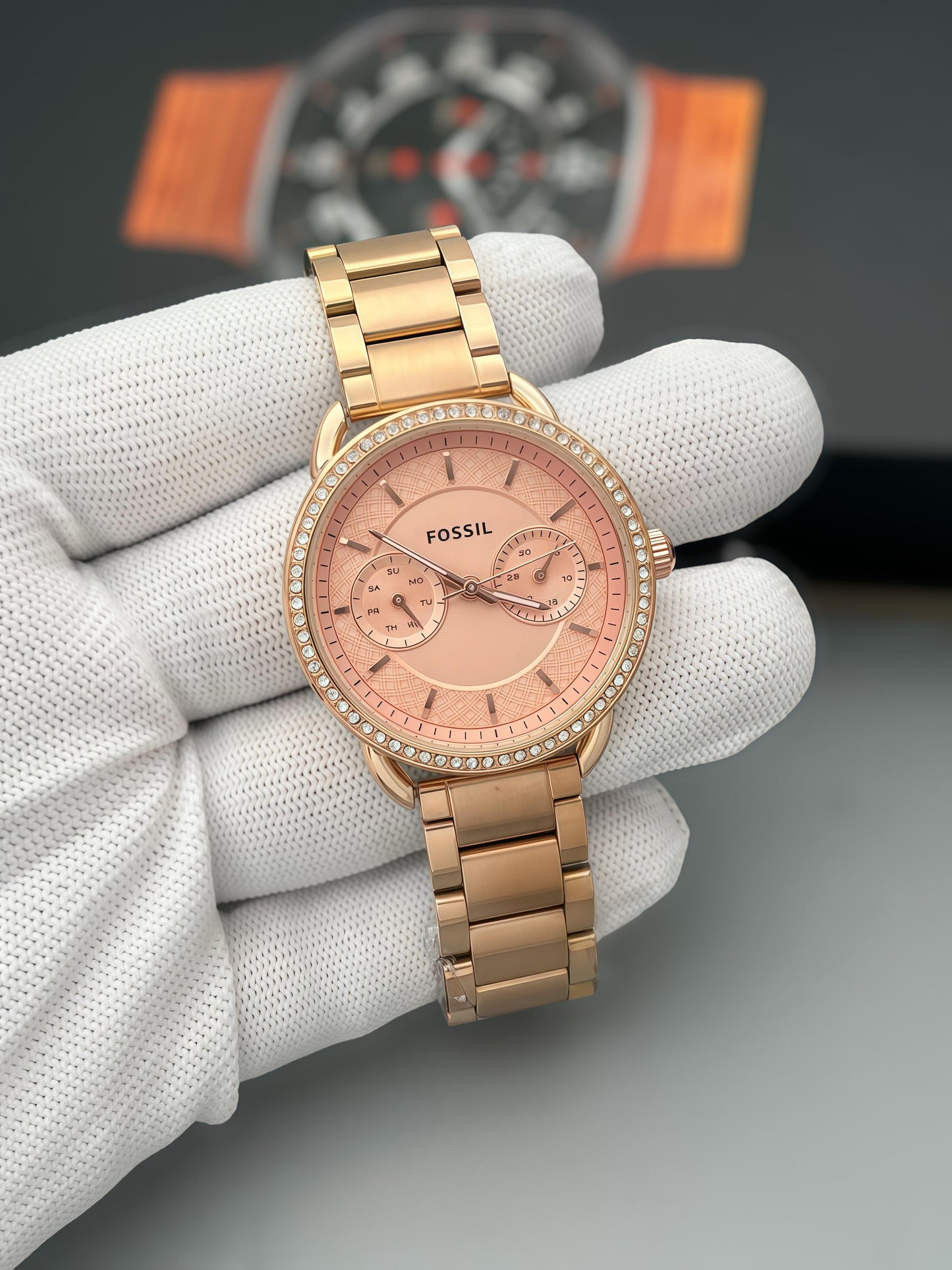 Fossil Hot Selling 🔥🔥Available colours update , on Dimand🔥🔥 (Gold Dial)