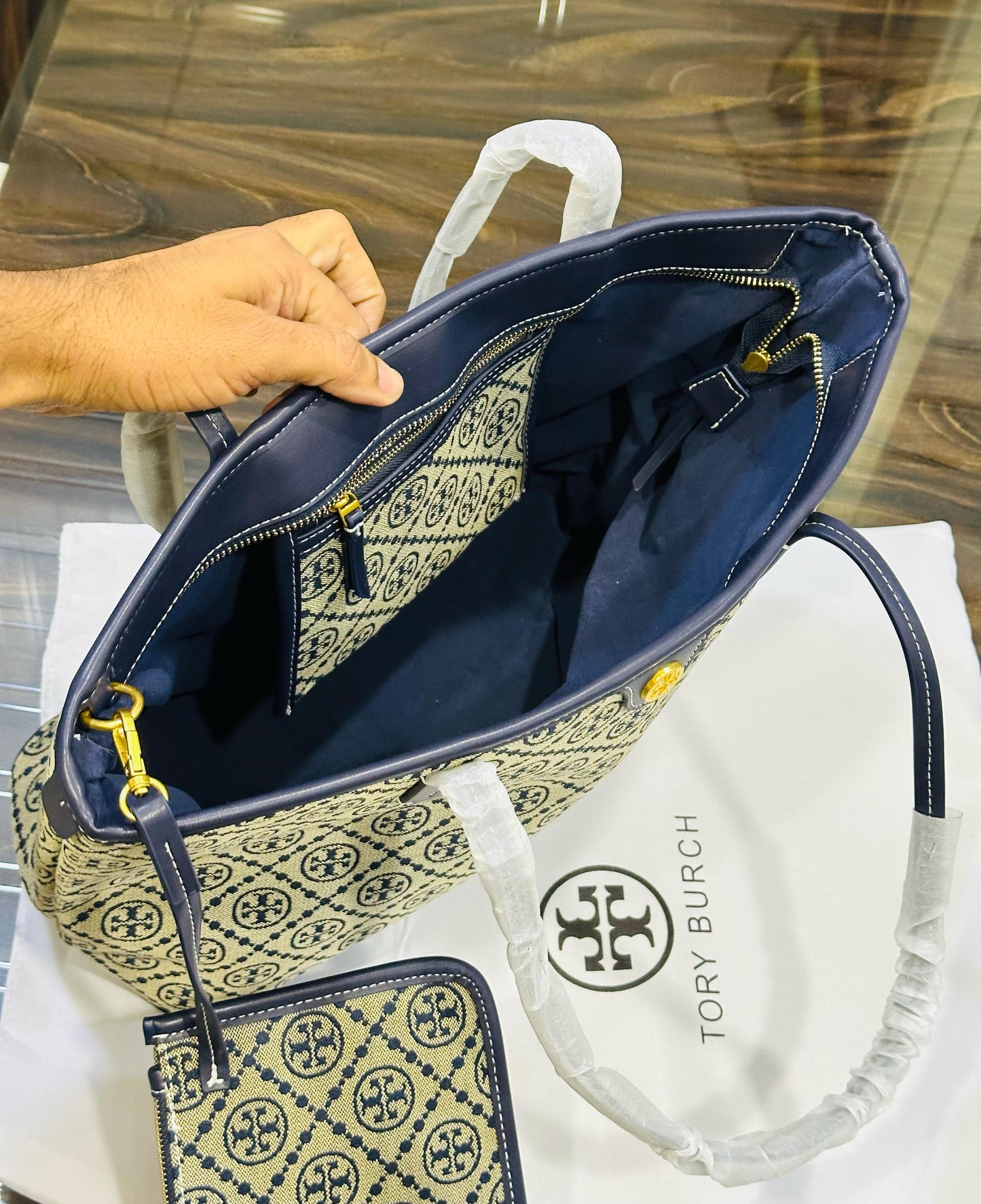 TORY T MONOGRAM ZIP TOTE