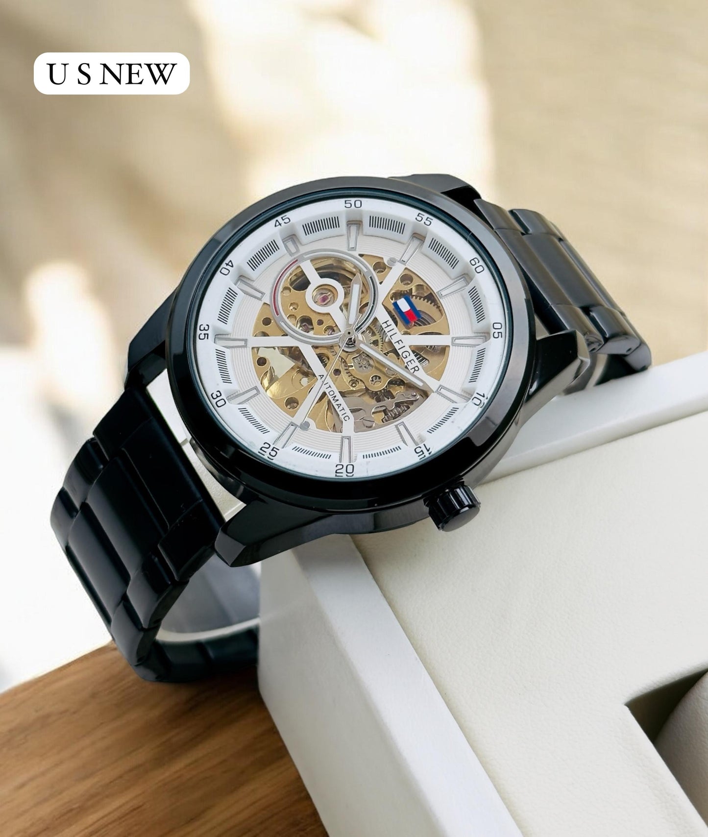 The difference between style and fashion is HILFIGER quality With styling metal strap⌚⌚