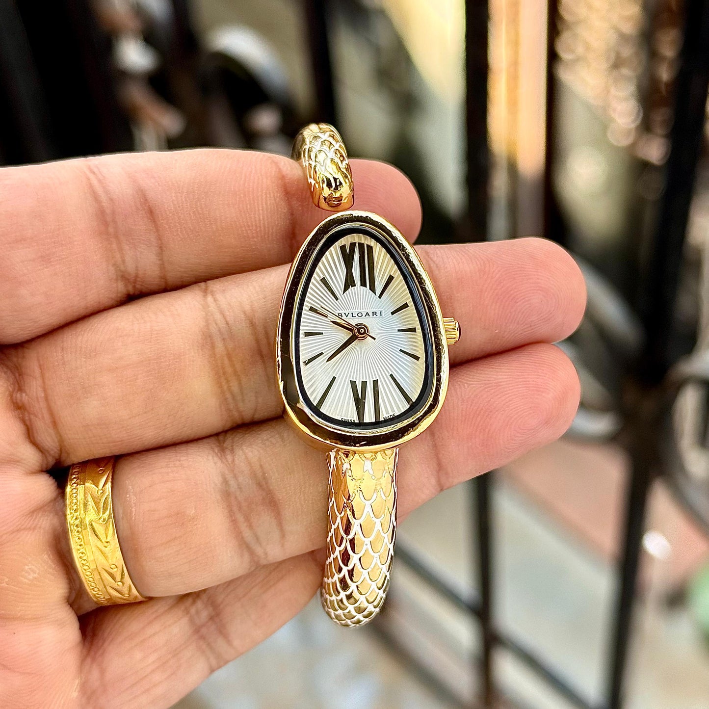 ✅ BVLGARI SERPENTI – THE ICONIC LUXURY SNAKE-INSPIRED TIMEPIECE FOR WOMEN ✅