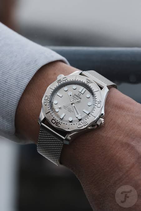 OMEGA's Seamaster Diver Men's Premium Watch