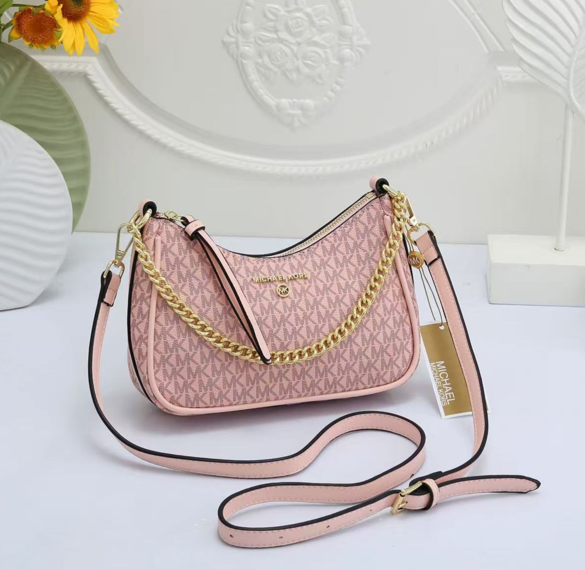 MICHAEL KORS JET SET CHARM LOGO PRINT SHOULDER BAG