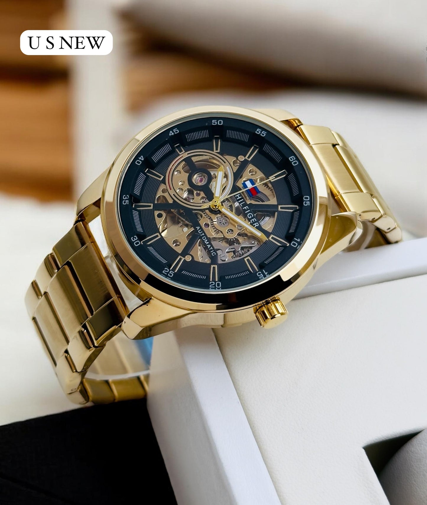 The difference between style and fashion is HILFIGER quality With styling metal strap⌚⌚