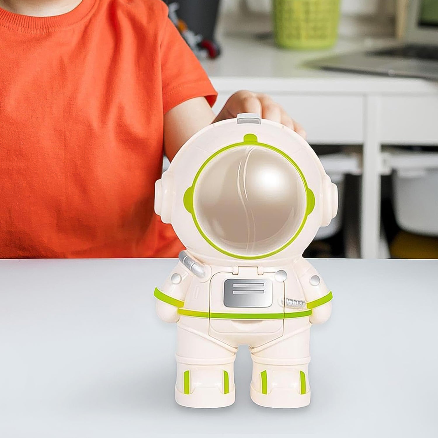 Astronaut Shape Water Dispenser Water Cup (1 Pc) - Springkart 