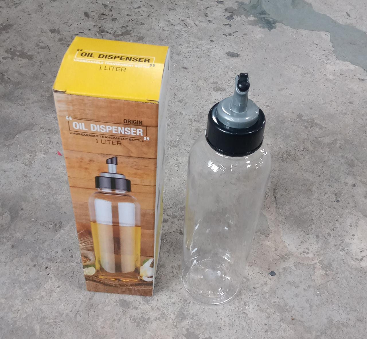 Oil Dispenser Transparent Plastic Oil Bottle | 1 Liter - Springkart 