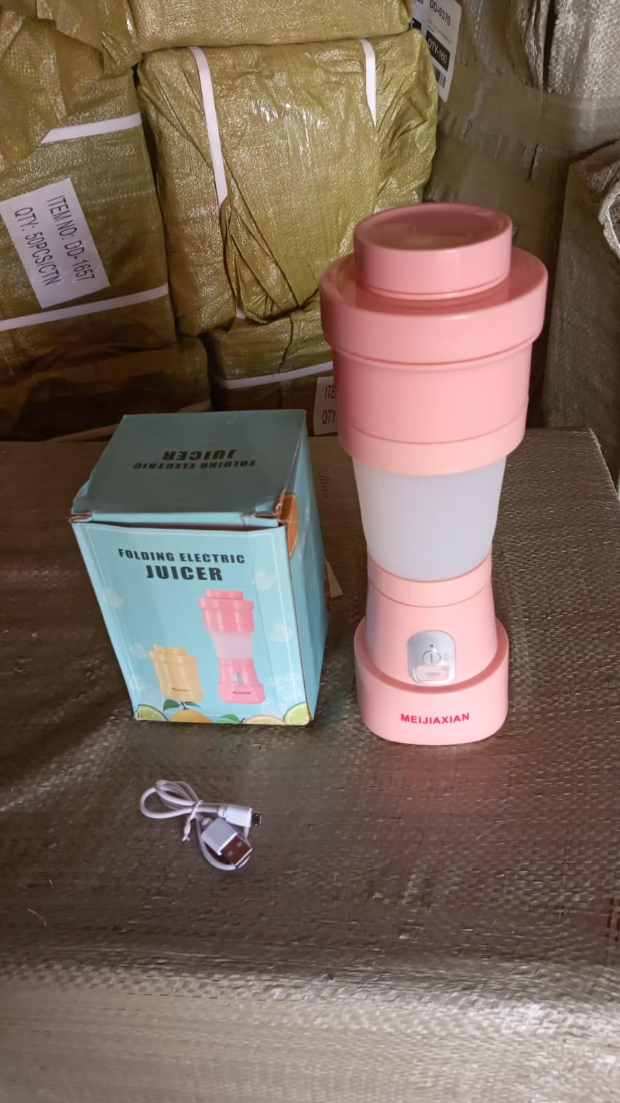 Foldable Electric Juicer, Portable Blender Stainless Steel 6 Blades (500 ML) - Springkart 