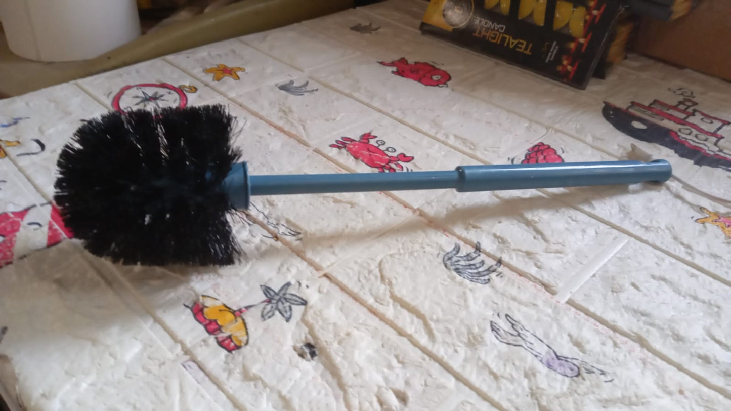 Round Toilet Brush: Effective Cleaning for Your Bathroom - Springkart 