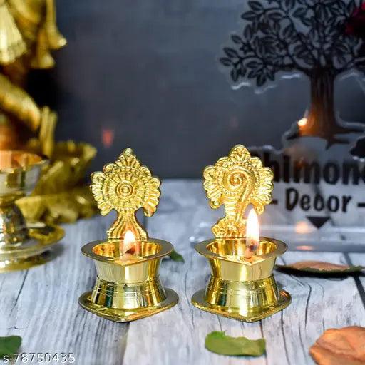 Pure Brass Shanku Chakra Kamakshi Diya, 3 inches, Brass Colour, Pack of 1 Pair