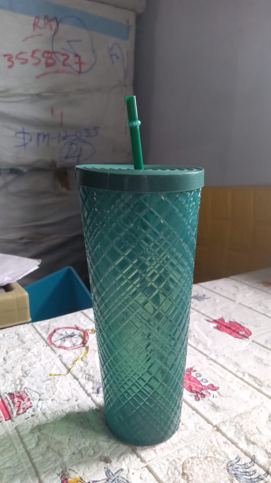 Cup with Straw & LED Lighting Reusable Matte Studded Tumbler with Leak Proof Lid Water Cup Travel Mug Coffee Ice Water Bottle Double Walled Insulated Tumbler BPA Free (1 Pc) - Springkart 