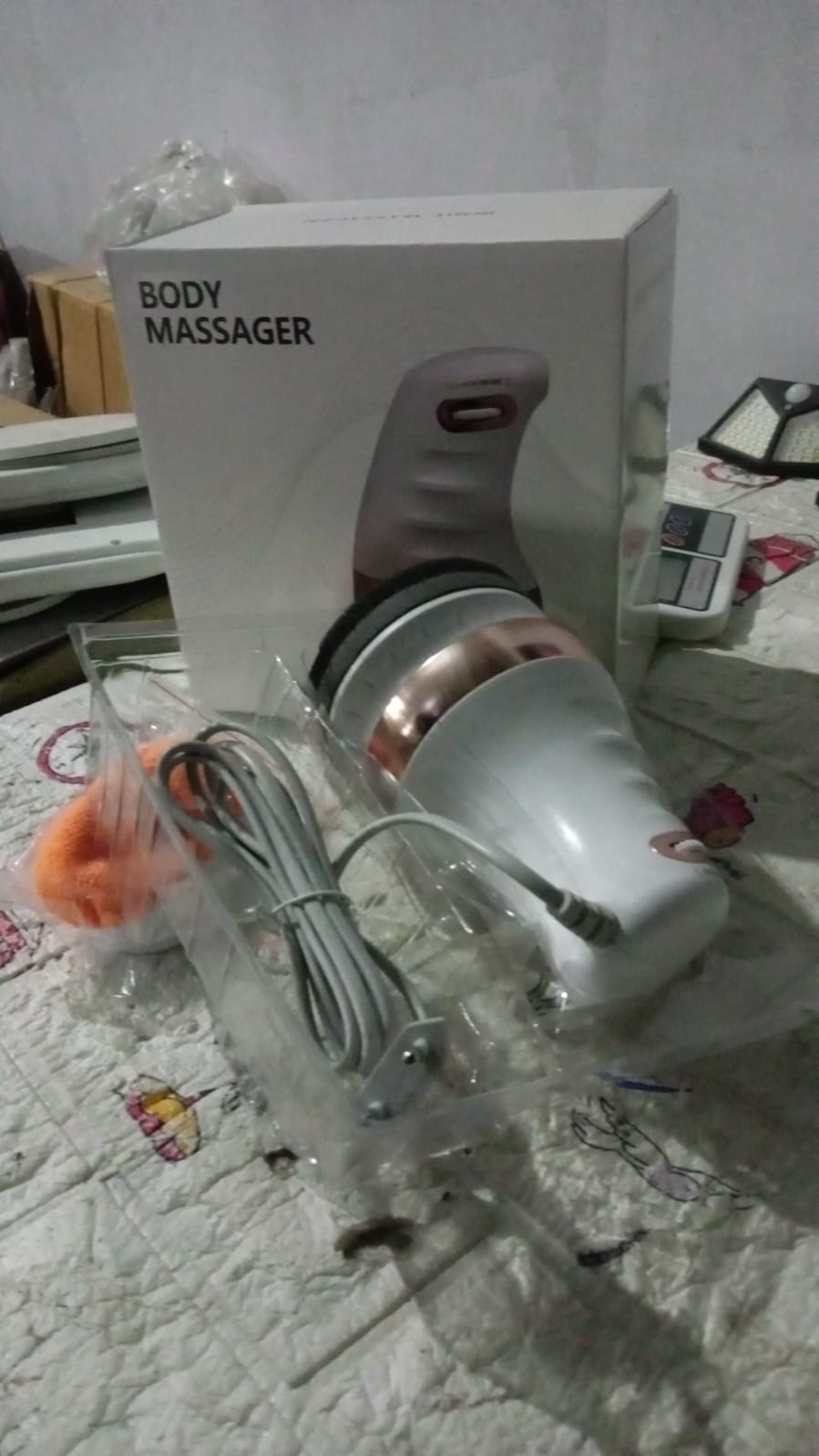 Body Massager Shaping Machine | Body Sculpting Massager with 3 Washable Pads |Adjustable Speeds | Electric Handheld Massager for Belly, Waist, Legs, Arms, Butt (1 Pc) - Springkart 