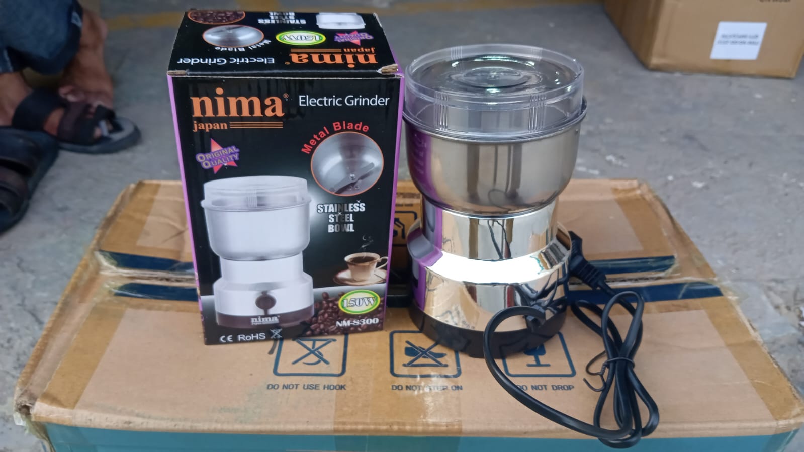 Multi-Functional Electric Stainless Steel Herbs Spices Nuts Grain Grinder with Stainless Steel Bowl, Portable Coffee Bean Seasonings Spices Mill Powder Machine Grinder Machine for Home and Office - Springkart 