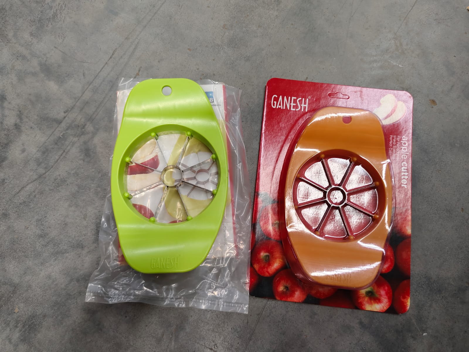 Ganesh Plastic & Stainless Steel Apple cutter (colors may vary) - Springkart 