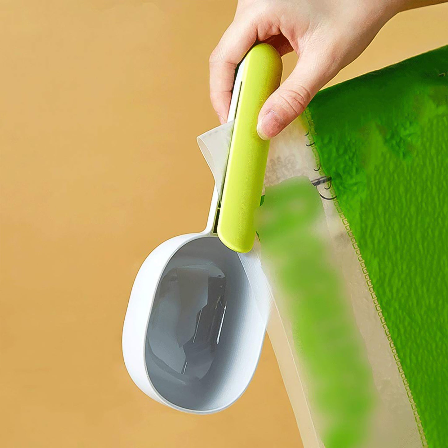 Large Plastic Measuring Spoons Flour Scoops For Home Kitchen (1 Pc) - Springkart 