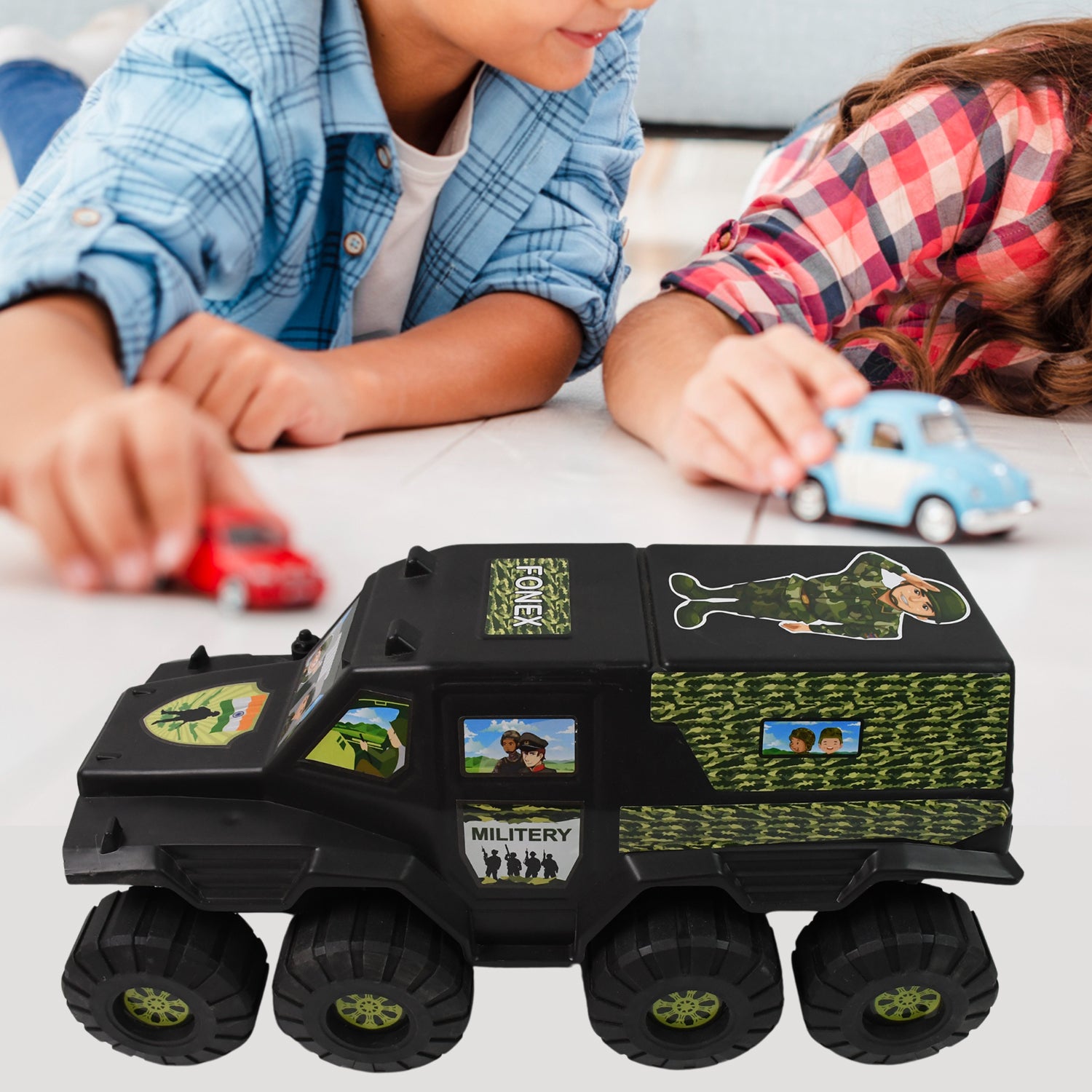 Big Military 8-wheel Plastic Car Toy (1 Pc) - Springkart 