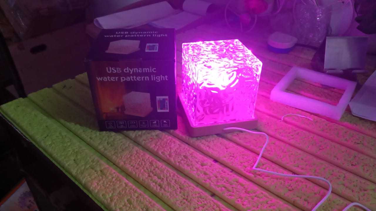 Dynamic Rotating Water Ripple Night Lamp With Remote - Springkart 