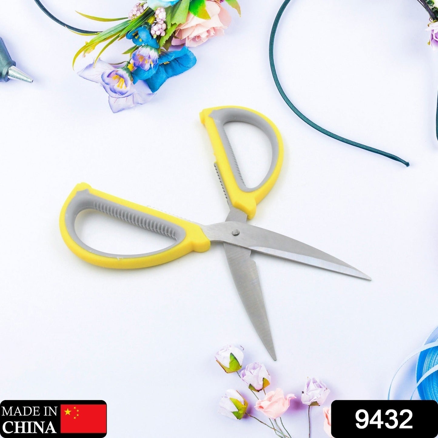 Large Multipurpose Scissors: Comfort Grip & Precision Cuts (1 Pc) - Springkart 