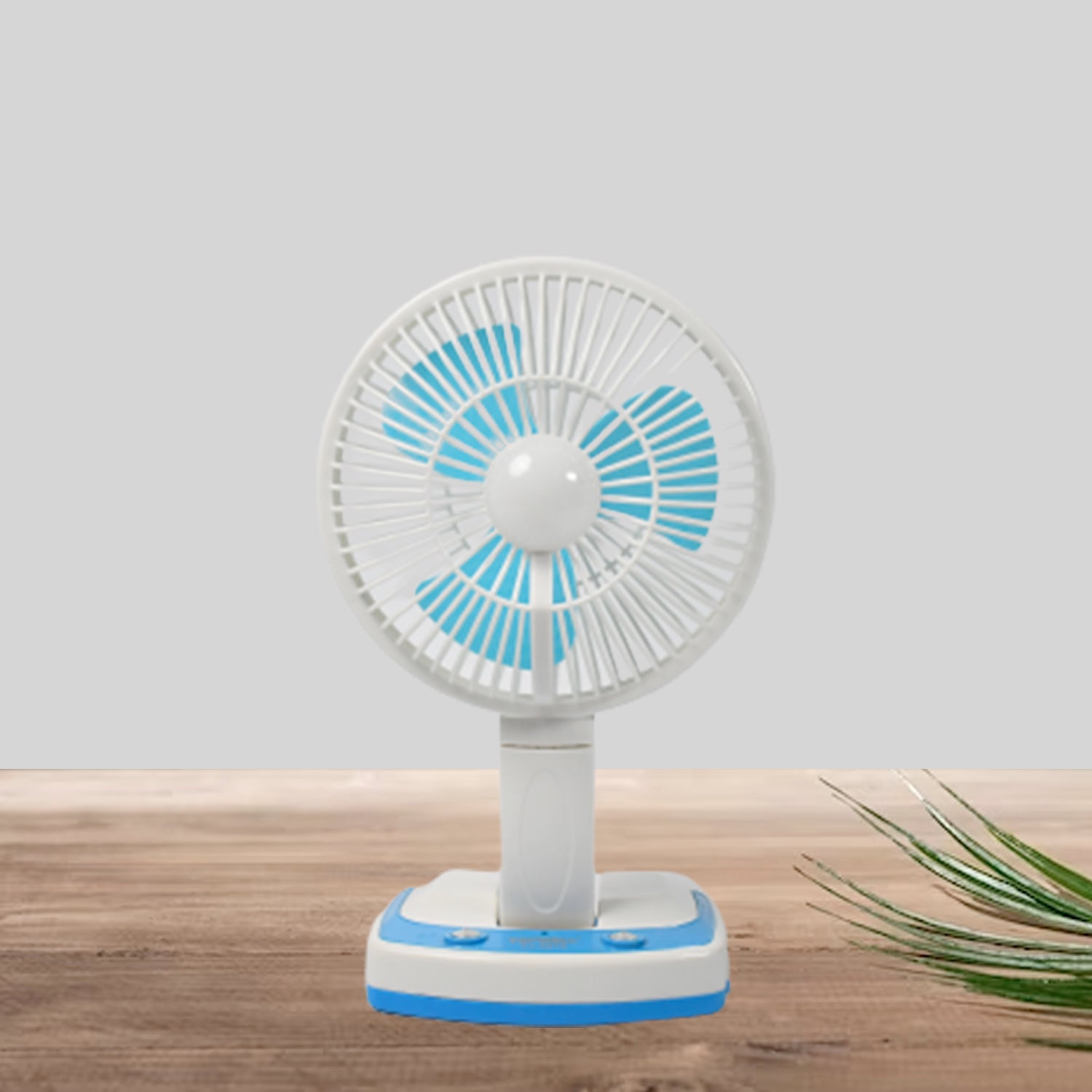PORTABLE LED LIGHT WITH MINI FAN- YJ 5570 (Battery Not Include) - Springkart 