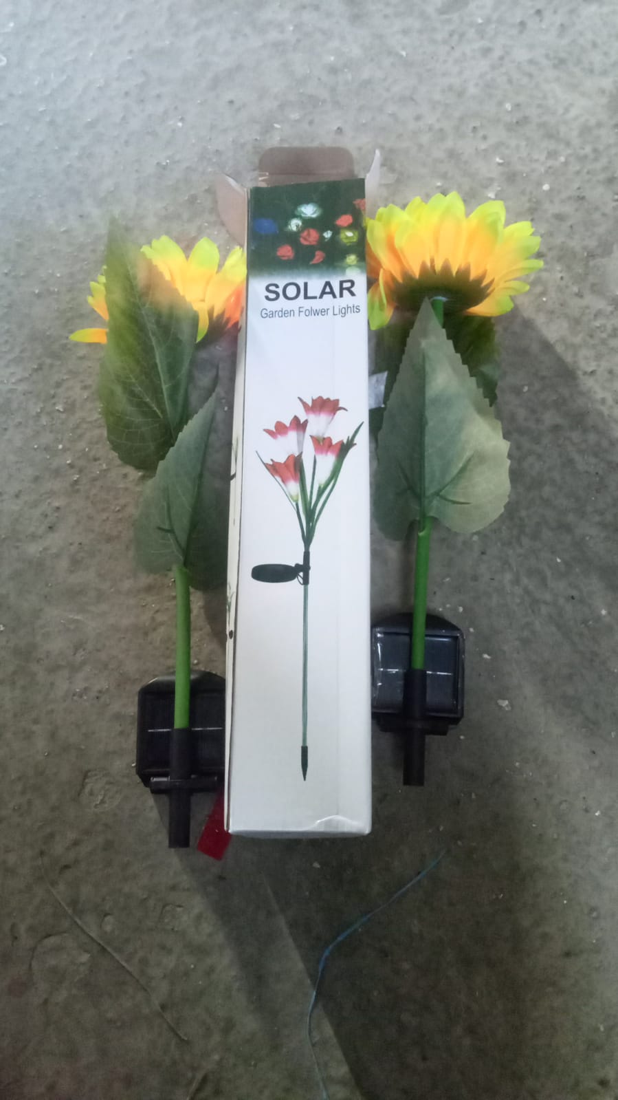 2 Pc Outdoor Solar Sunflower Lights Intelligent Light Control Waterproof Garden Landscape Stake Light - Springkart 