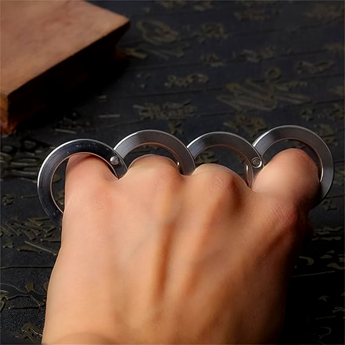 Portable 4 Finger Ring Unique Rotating Folding Ring (1 Set) - Springkart 