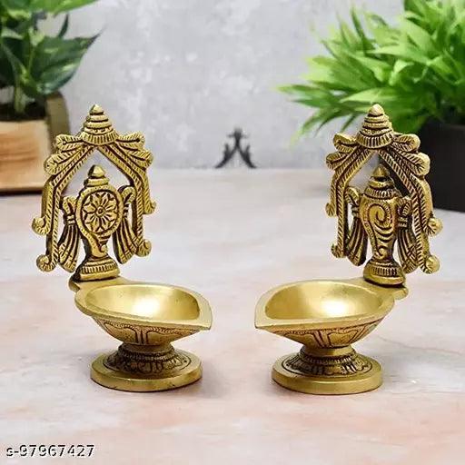 Pure Brass Shanku Chakra Antique Arch Design Diya, 4.5 inches, Brass Yellow Antique Finish, Pack of 1 Pair