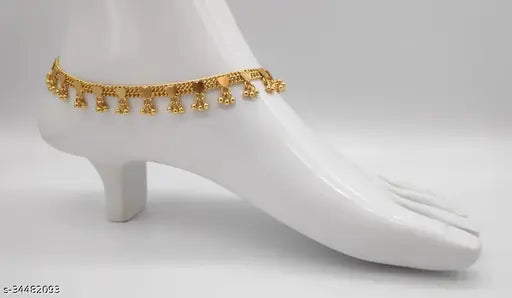 Sizzling Chunky Women Anklets & Toe Rings