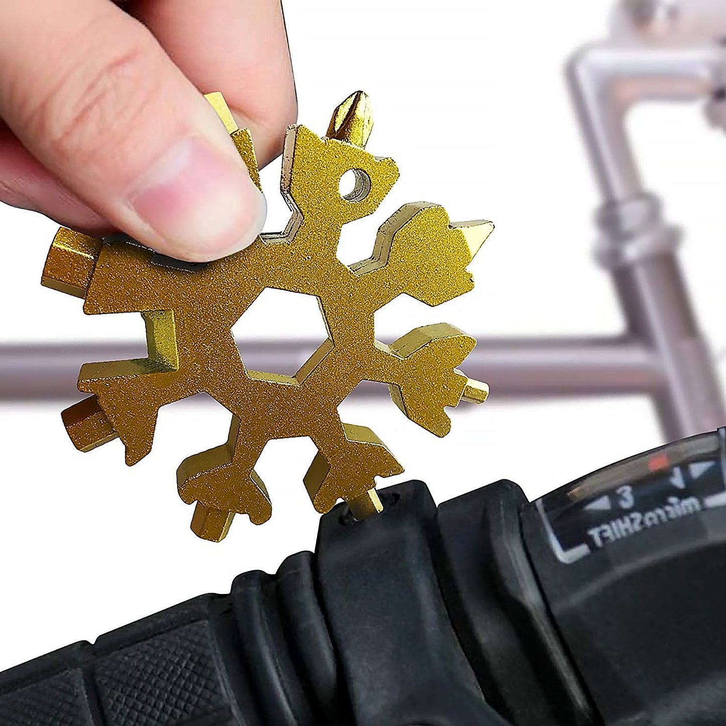 Durable Portable 18 In 1 Snowflake Multi-tool Snowflake Bottle Opener Flat Phillips Screwdriver Kit Wrench - Springkart 