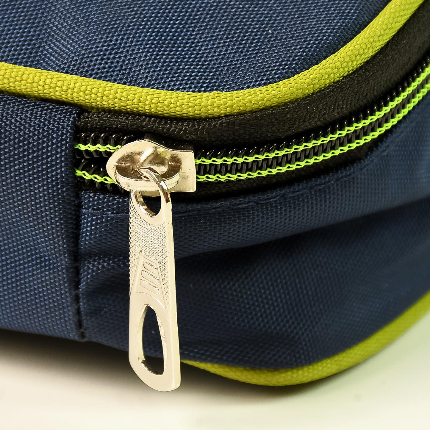 Bite Lunch Box With Insulated Fabric Lunch Bag Plastic Spoon Fork - Springkart 