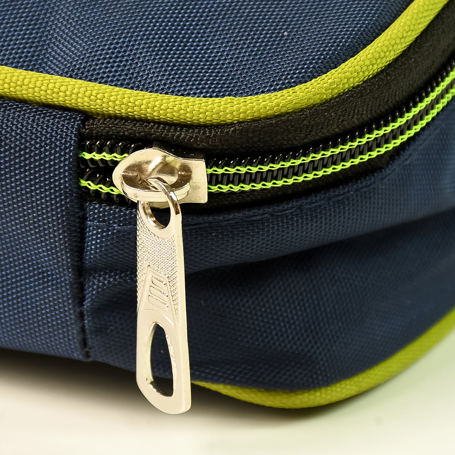 Bite Lunch Box With Insulated Fabric Lunch Bag Plastic Spoon Fork - Springkart 