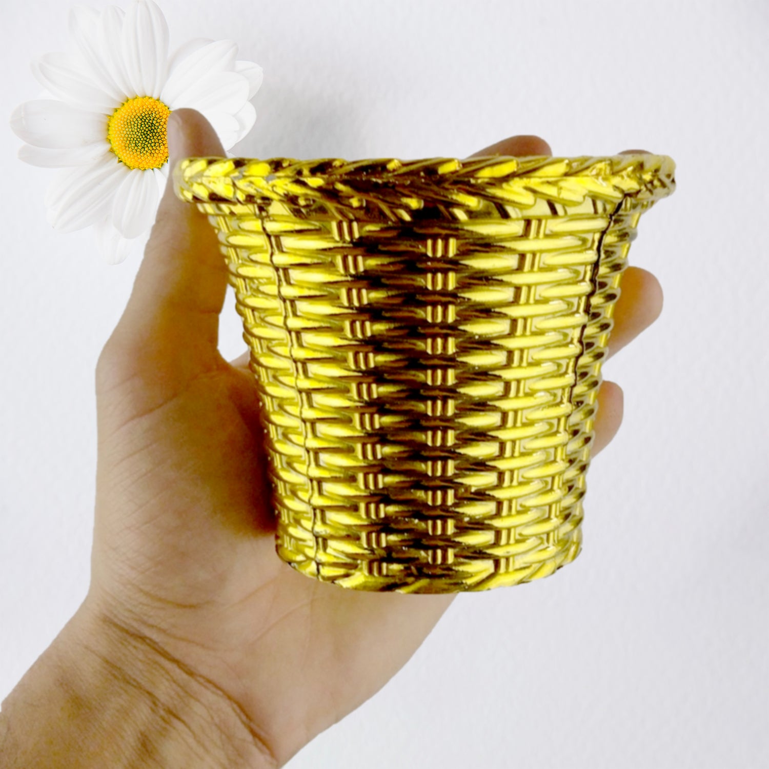 Plastic Flower Valencia (Pot) Home And Outdoor (1 Pc) - Springkart 