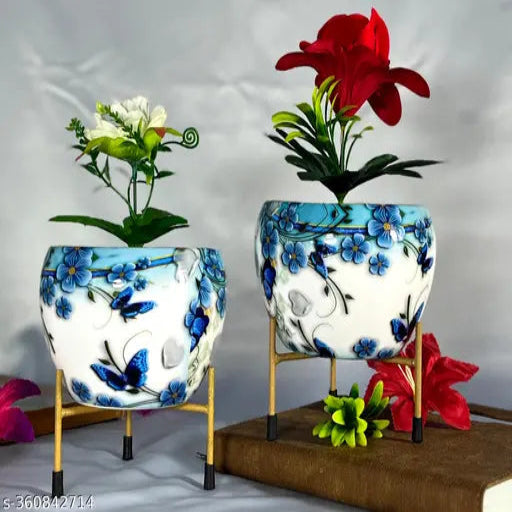 E-Seller Multicolour Metal Pot with Stand, Rust-Free Powder Coating, Indoor Outdoor Use, Home Office Decor, Plants Not Included, Pot Size: 10 * 13cm, Stand Height: 7.5cm