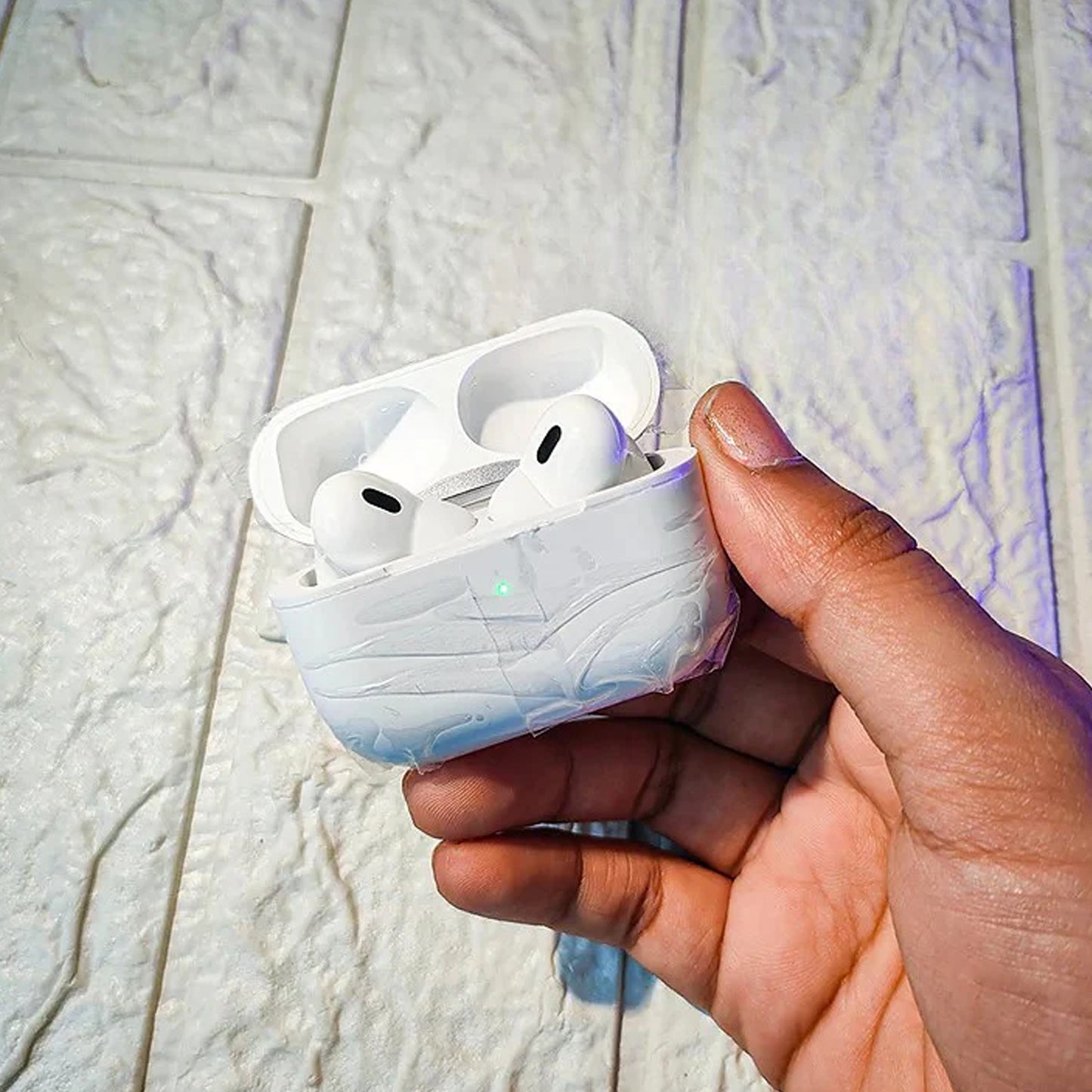 10 In1 Set Ultra Smart Bluetooth Calling Smartwatch + Earphones With Transparent Screen Guard Watch With Seven Classic Straps (Mix Color) - Springkart 