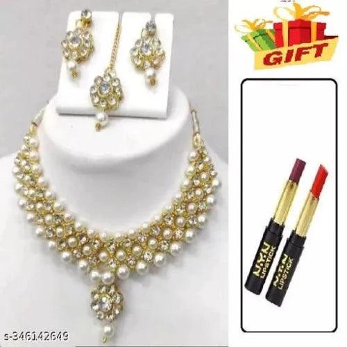 Queen Art White Pendal Jewellery set With Earring And Mangtikka - Springkart 