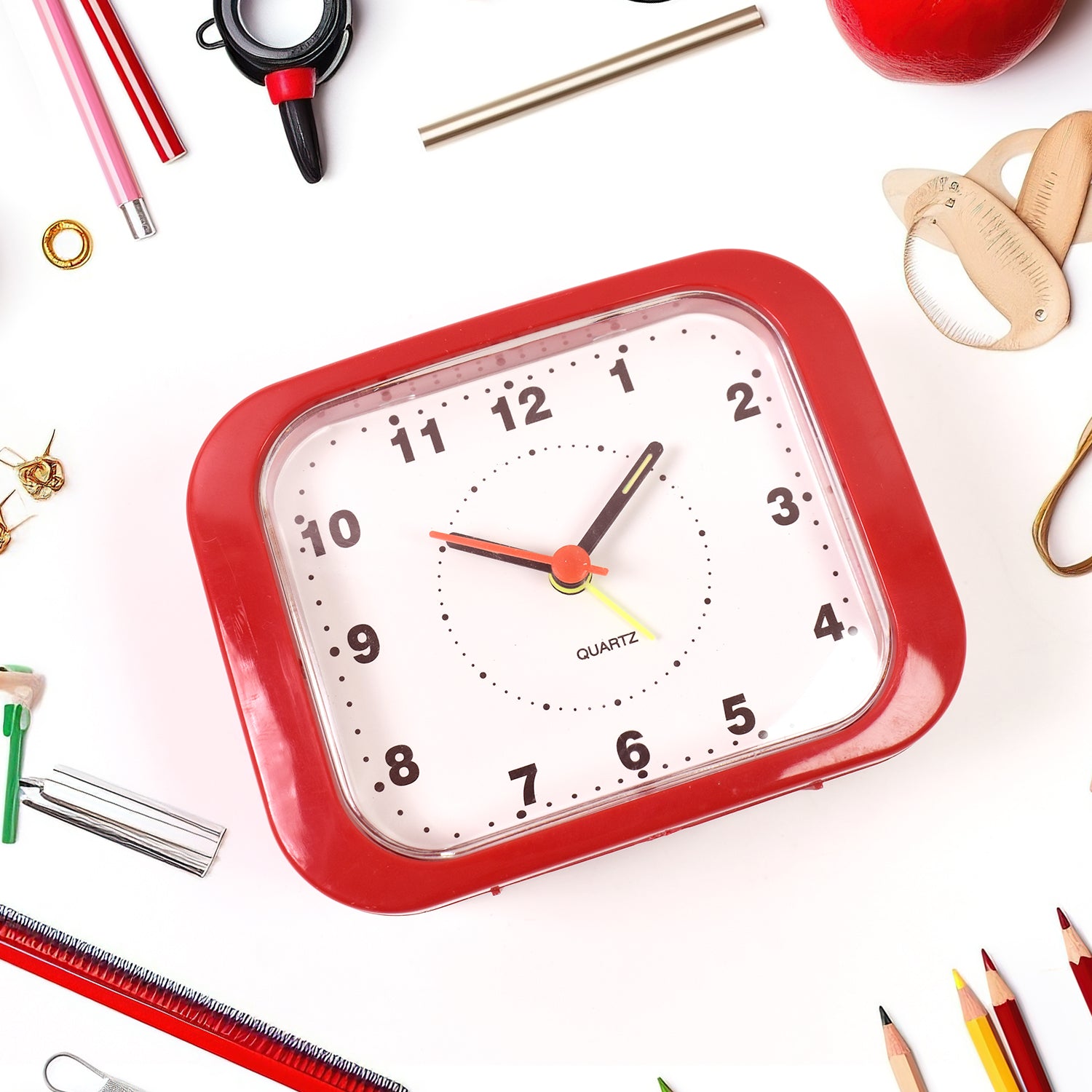 Compact Analog Alarm Clock Easy Reliable And Elegant - Springkart 