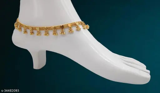Sizzling Chunky Women Anklets & Toe Rings