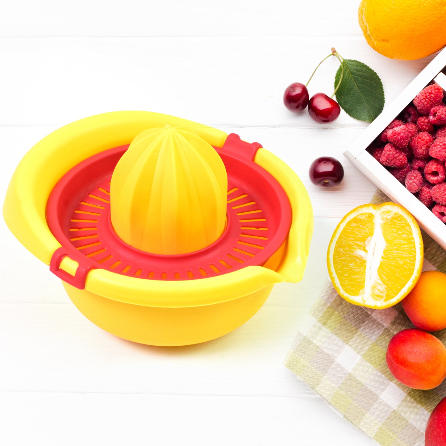 Orange Juicer Machine Hand Press (300 Ml) - Springkart 