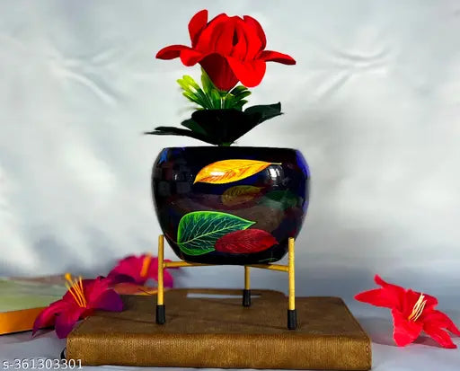 Multicolour Metal Pot with Stand, Rust-Free Powder Coating, Indoor Outdoor Use, Home Office Decor, Plants Not Included, Pot Size: 10 * 13cm, Stand Height: 7.5cm